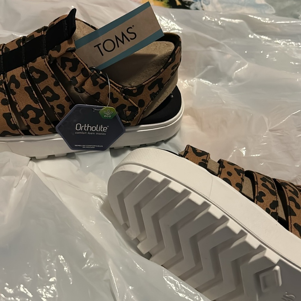 Tom’s sandals - Picture 4 of 5